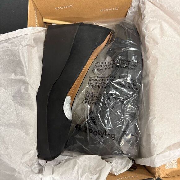 New Vionic Sereno Black Nubuck Wedge Heels 8 Wide - Picture 1 of 6